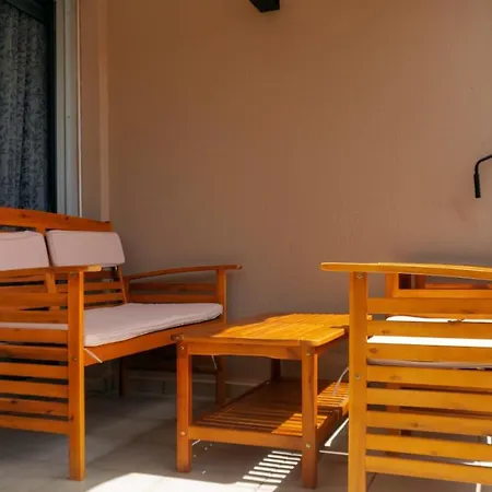 Okeanos Sea View 2 Bedrooms Vr-m אל מדאנו