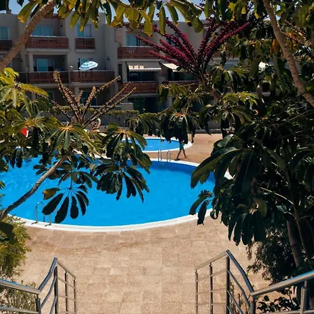 דירה Okeanos Sea View 2 Bedrooms Vr-m
