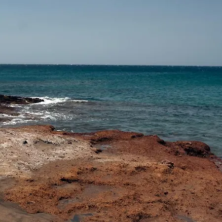 Okeanos Sea View 2 Bedrooms Vr-m דירה *